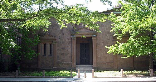 The Skull and Bones tomb building at Yale University